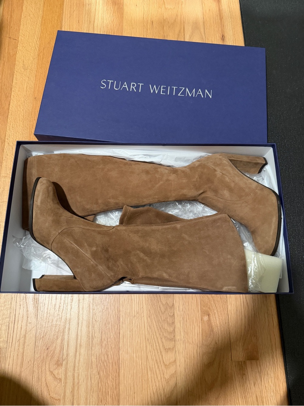 New In Box - Stuart Weitzman Hiline Suede Boot in Nutmeg